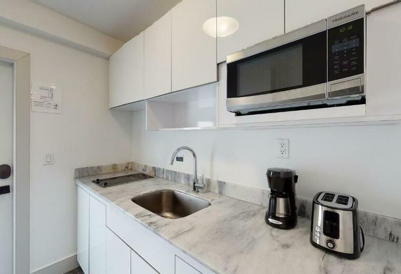 חדר אקונומי, Park Royal Miami Beach