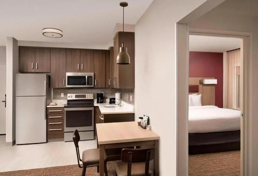 キングサイズベッドのスイートルーム, Residence Inn By Marriott Baltimore Owings Mills