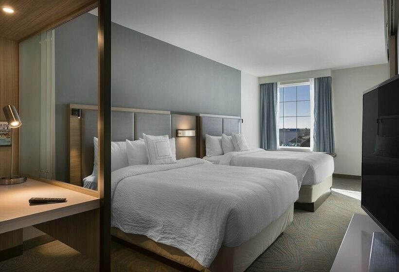 Люкс Боковой Вид на Море, Springhill Suites By Marriott New Smyrna Beach