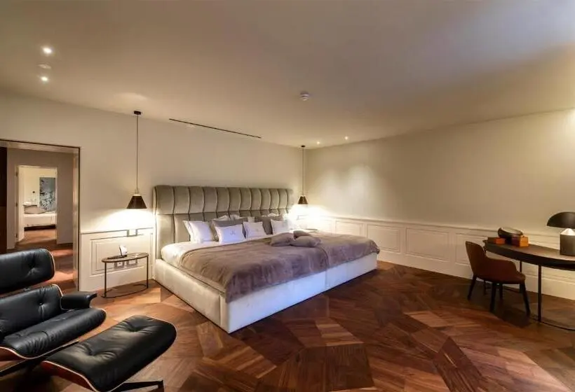 3 Bedroom Suite, Af Duomo   Milano Luxury Suites
