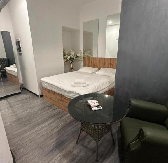 디럭스 룸, Tumanyan Hotel Yerevan