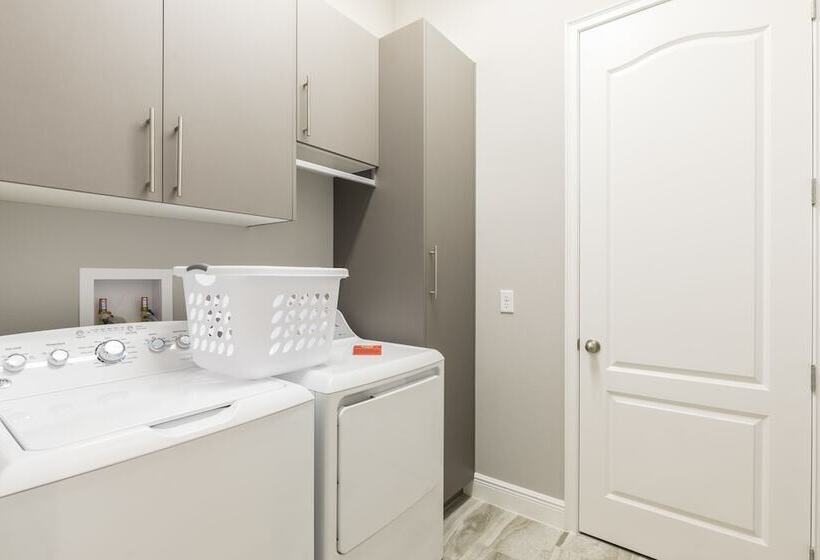 منزل غرفة نوم واحدة, Balmoral Resort Florida