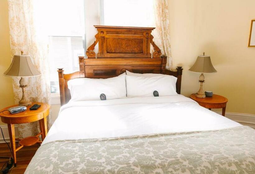 스탠다드 룸 킹사이즈 침대, Stanley House Inn