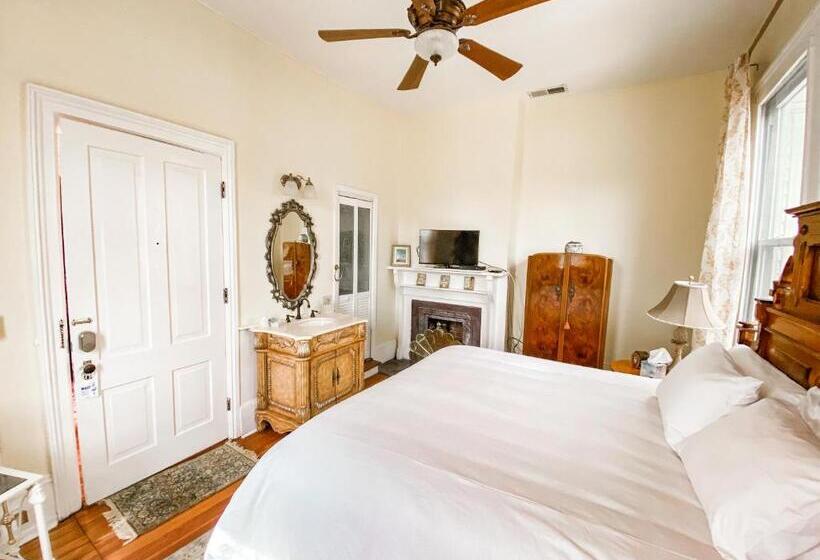 带大床的标准间, Stanley House Inn