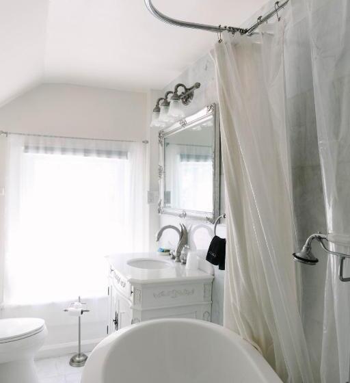 스탠다드 룸 킹사이즈 침대, Stanley House Inn