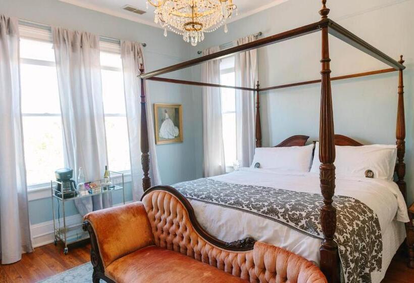 스탠다드 룸 킹사이즈 침대, Stanley House Inn