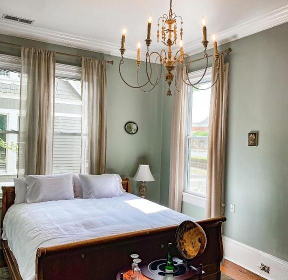 스탠다드 룸 킹사이즈 침대, Stanley House Inn