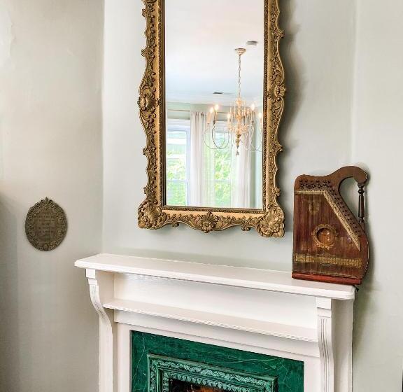 带大床的标准间, Stanley House Inn