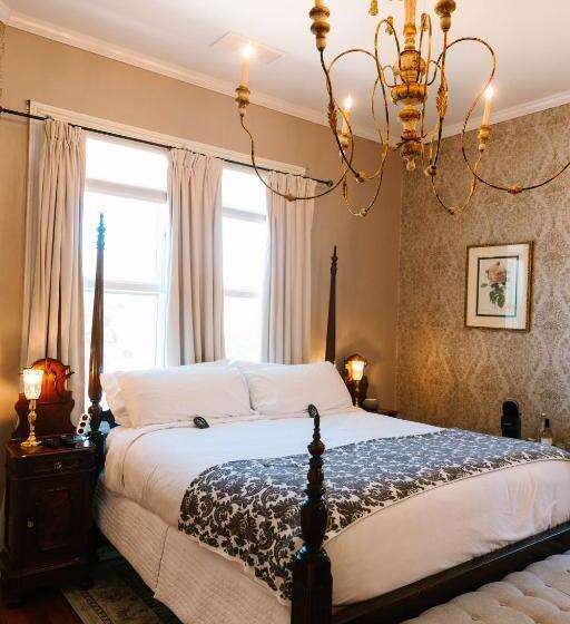 스탠다드 룸 킹사이즈 침대, Stanley House Inn