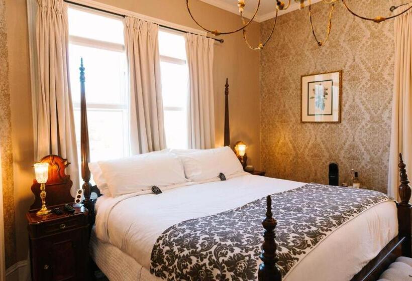스탠다드 룸 킹사이즈 침대, Stanley House Inn