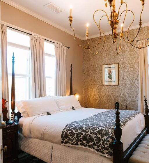 스탠다드 룸 킹사이즈 침대, Stanley House Inn