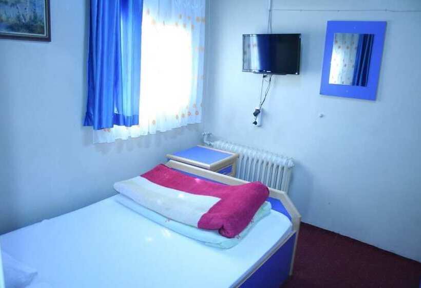 חדר סטנדרט יחיד, Efebey Otel