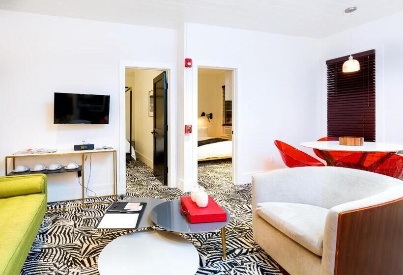 דירת שני חדרים, American Beech