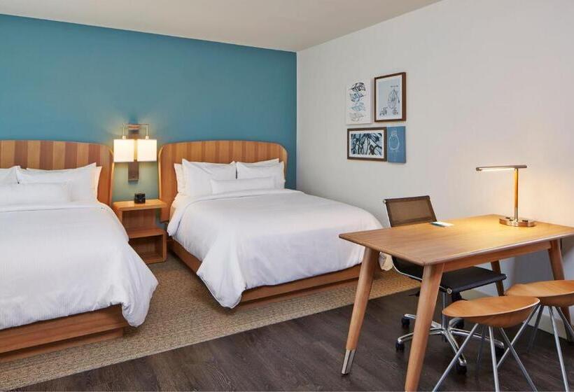 스탠다드 스튜디오, Element Seattle Redmond