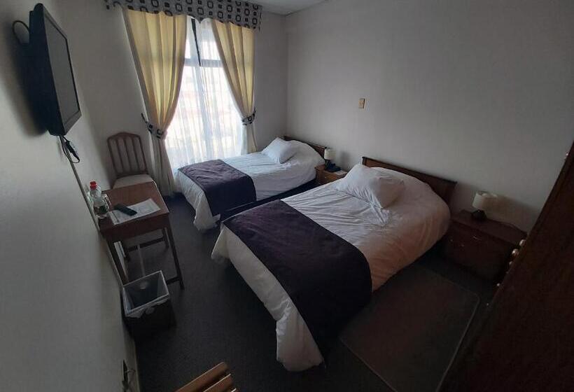 エコノミールーム, Esmeralda