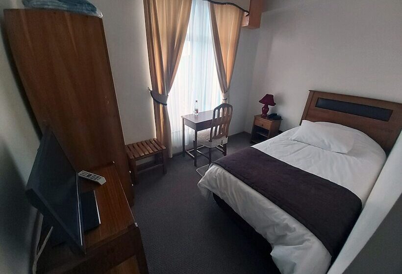 スタンダードシングルルーム, Esmeralda