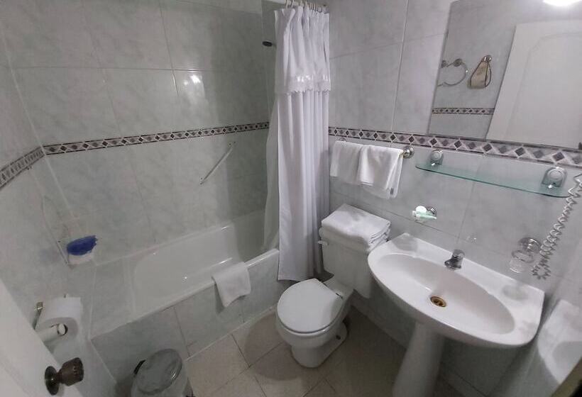 １ベッドルームアパートメント, Esmeralda