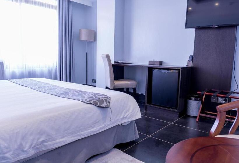 سوییت جونیور, Gelian