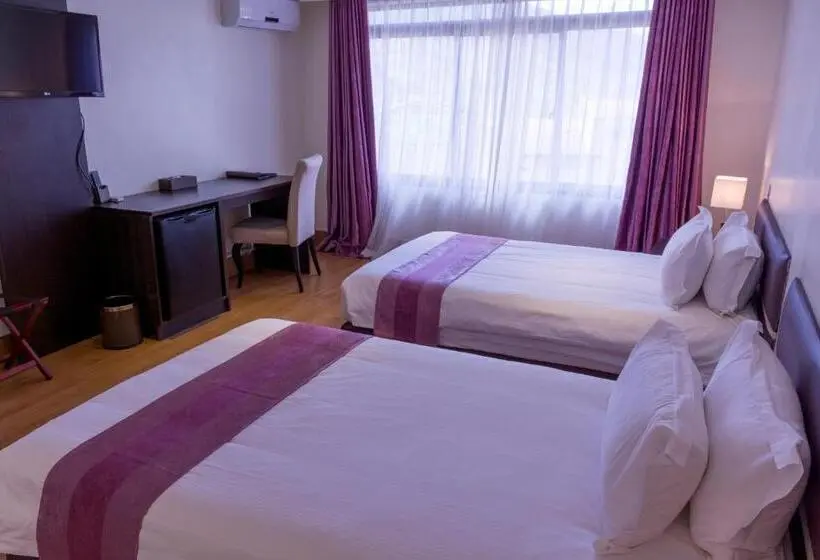 اتاق اکونومی, Gelian