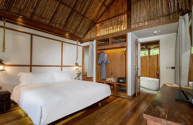 适合残疾人使用的标准间, Holiday Inn Express & Suites   Camas, An Ihg