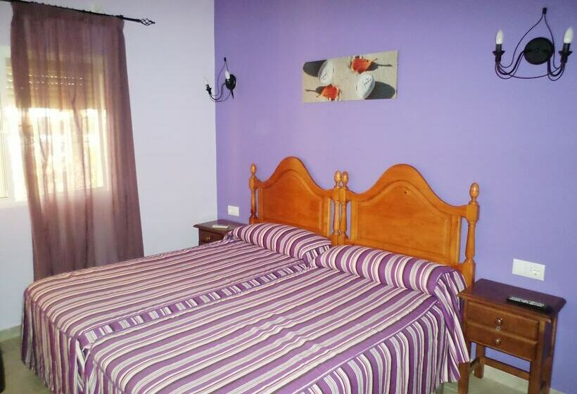 חדר סטנדרט, Hostal Restaurante La Ilusión