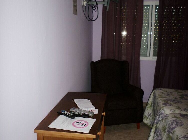 חדר סטנדרט, Hostal Restaurante La Ilusión