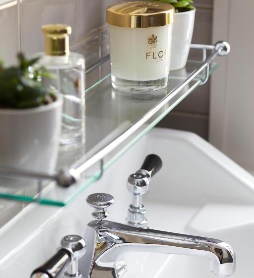 Номер Superior, Hurley House