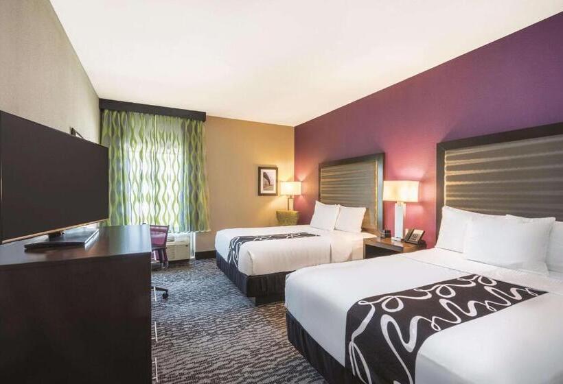 标准间, La Quinta Inn & Suites By Wyndham Memphis Downtown