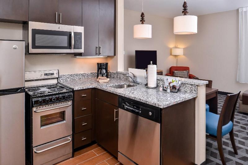 Люкс, Towneplace Suites By Marriott Charlestonwest Ashley