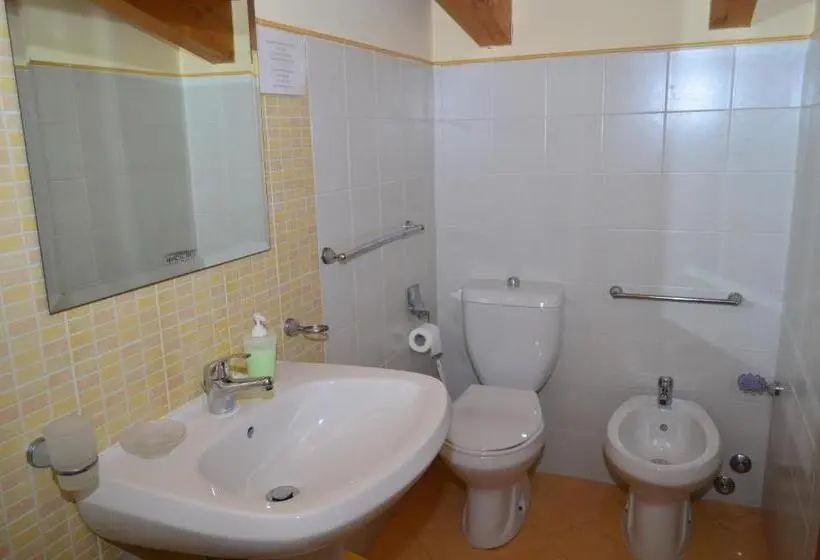 اتاق استاندارد, Ansise B&b