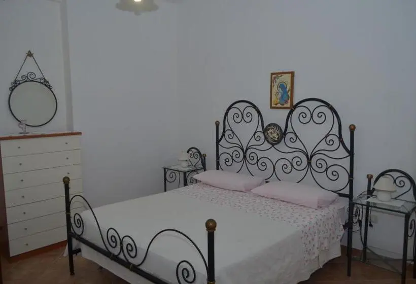 آپارتمان 1 خوابه, Ansise B&b