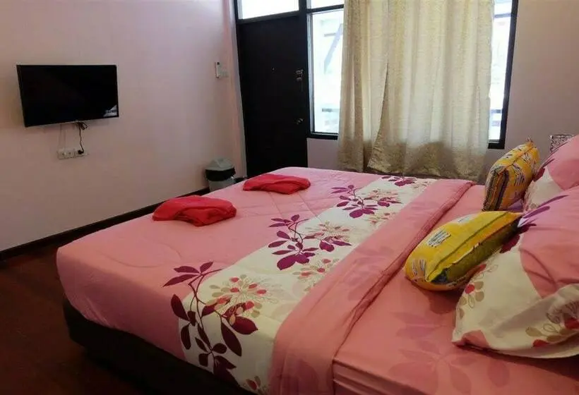 اتاق استاندارد, Aiyara House