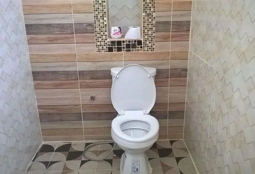 اتاق سوپریور سه تخته, Aiyara House