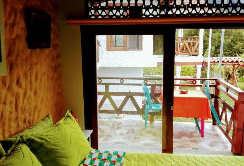 이코노미 룸, Coliving La Boira