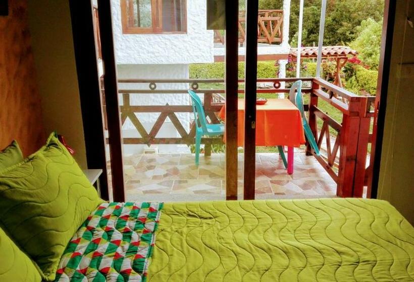 이코노미 룸, Coliving La Boira