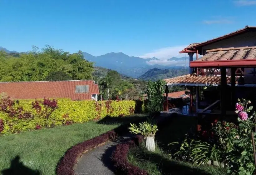 Deluxe-huone Parveke, Coliving La Boira
