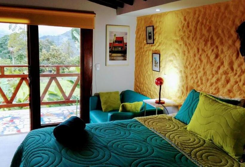 발코니 디럭스 룸, Coliving La Boira