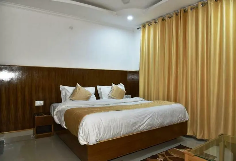 اتاق لوکس, Akash   Luxury Hotel In Mcleodganj