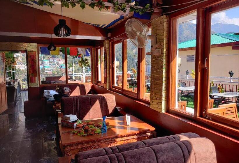 חדר סופריור, Akash Luxury Hotel In Mcleodganj