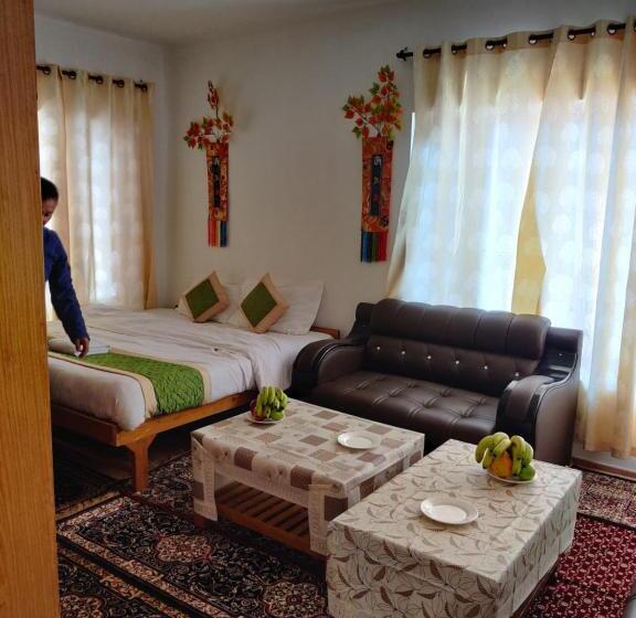 חדר סופריור, Akash Luxury Hotel In Mcleodganj