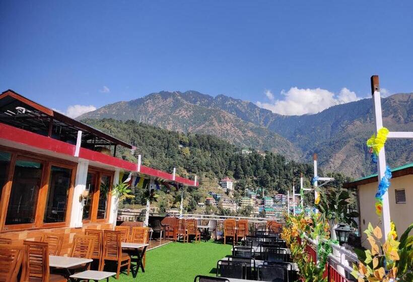 חדר סופריור, Akash Luxury Hotel In Mcleodganj