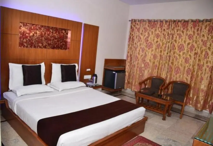 ベーシックルーム, Basera Brij Bhoomi Vrindavan