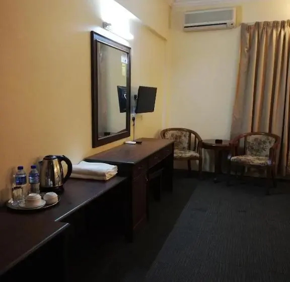 Chambre Deluxe, Damai