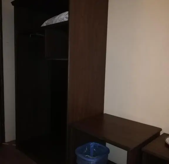 Chambre Deluxe, Damai