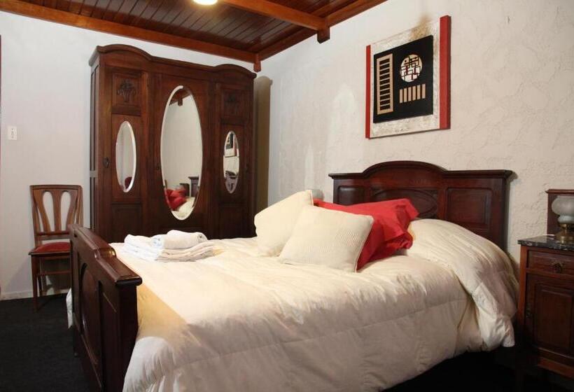 スーペリアールーム, Internacional