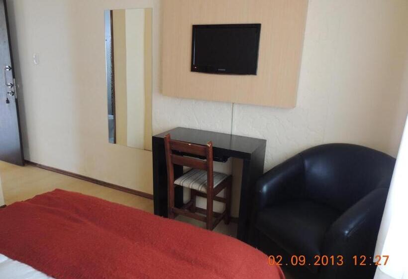 スタンダードルーム, Internacional