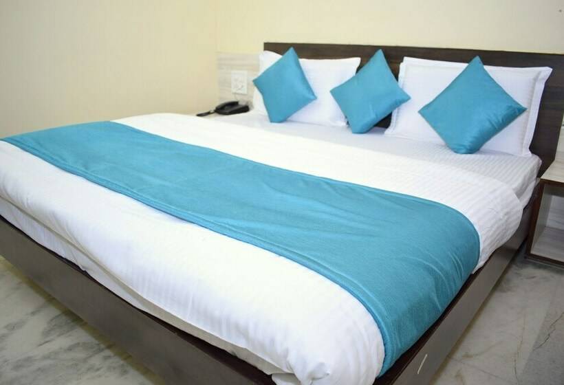 Quarto Deluxe, Shivansh Inn By Sky Stays