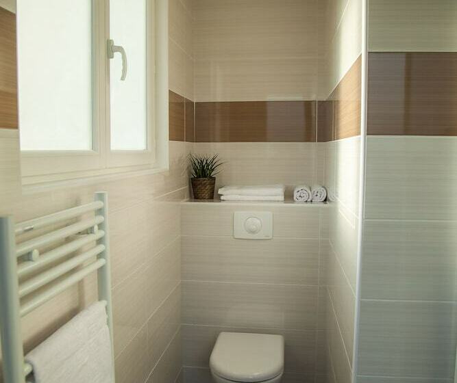 חדר קומפורט, The Originals City, Le Relais Des Carnutes Brezolles Verneuil Sur Avre