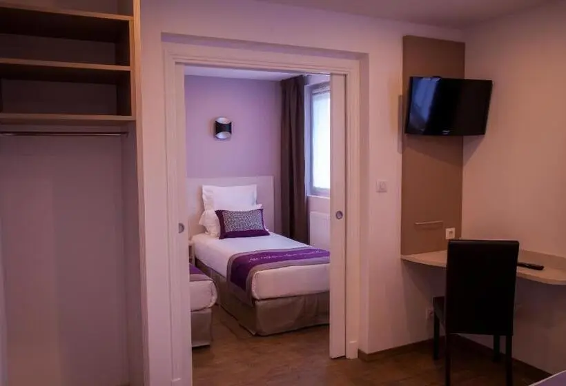 スタンダード４人部屋, The Originals City, Le Relais Des Carnutes Brezolles Verneuil Sur Avre