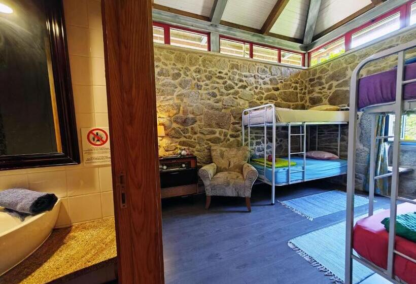 Четырехместный Номер Стандарт, Quinta Estrada Romana   Albergue De Peregrinos